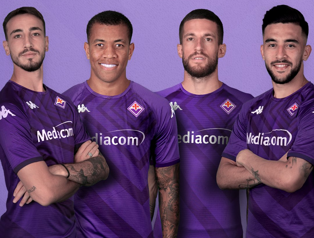 fiorentina_2022_2023_home_kit_5.jpg